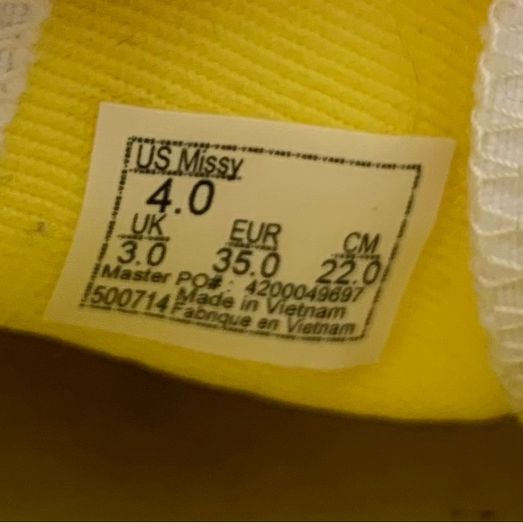 Vans Classic Slip On Checkered Sneakers - Picture 2 of 10